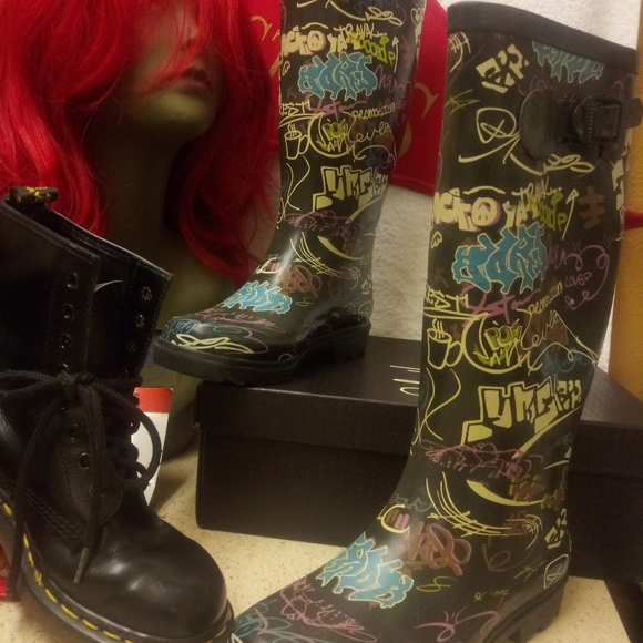 🔥FINAL🔥 Dr MARTENS Docs + DECO Rain Boots +BONUS - Picture 3 of 8